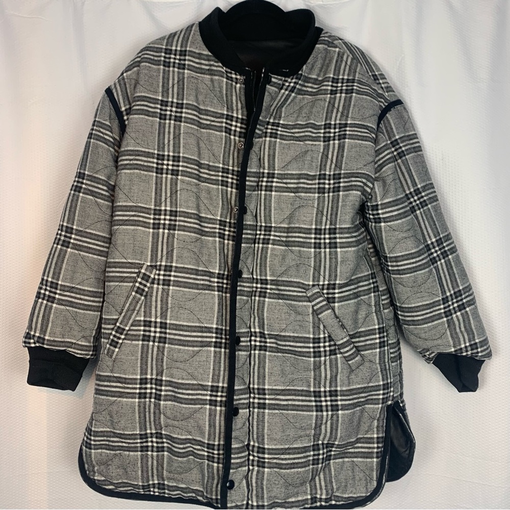 Evereve Georgetown quilted reversible coat size medium - Picture 8 of 9